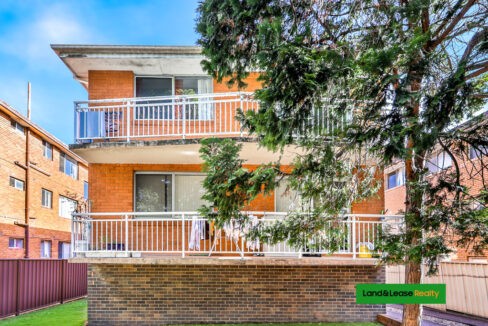 4/42 Macquarie Road AUBURN NSW