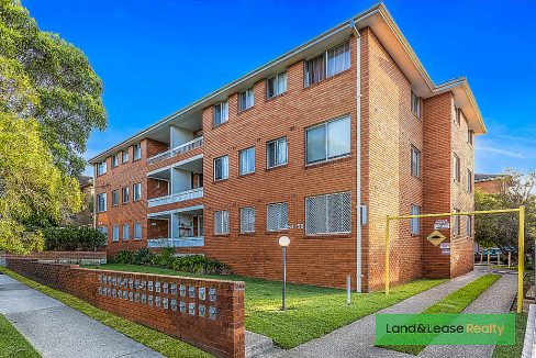 17/54-58 Fairmount Street LAKEMBA NSW