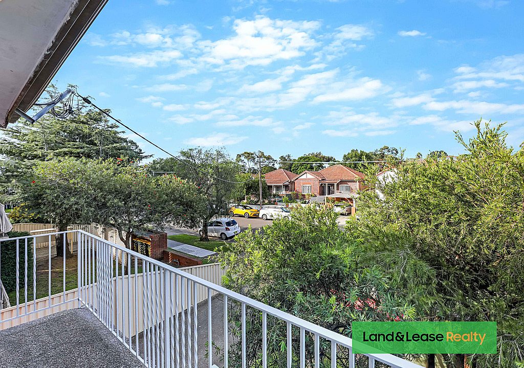 4/22 Hampden Road LAKEMBA NSW