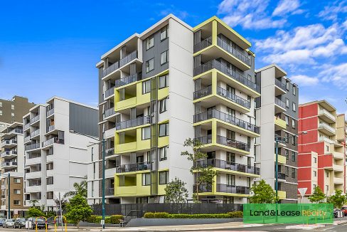 82/6-8 George Street WARWICK FARM NSW
