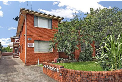 8/109 Hampden Road LAKEMBA NSW