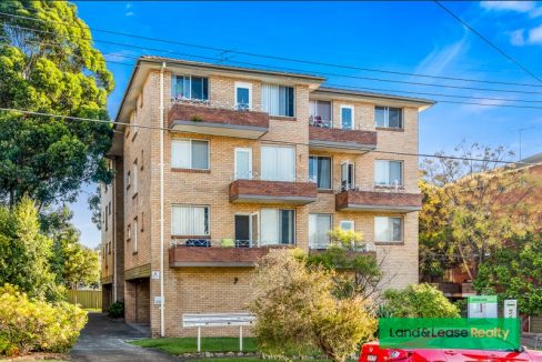 9/19-21 Apsley Street PENSHURST NSW