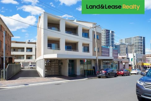 1/5A Russell Street GRANVILLE NSW