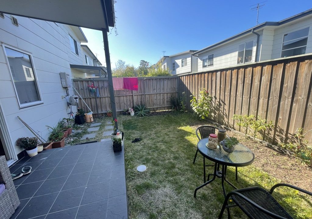 12/52A Atlantic Boulevard GLENFIELD NSW