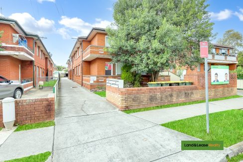 10/83 Hampden Road LAKEMBA NSW