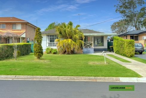 8 Turimetta Avenue LEUMEAH NSW
