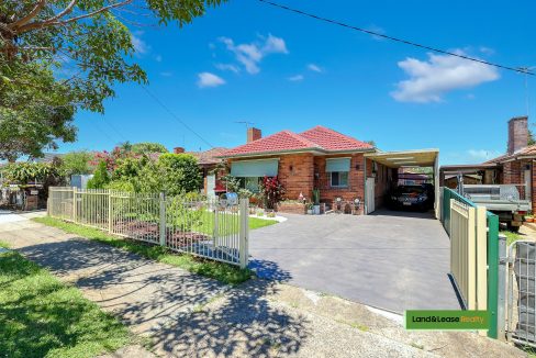 13 Carlton Parade PUNCHBOWL NSW