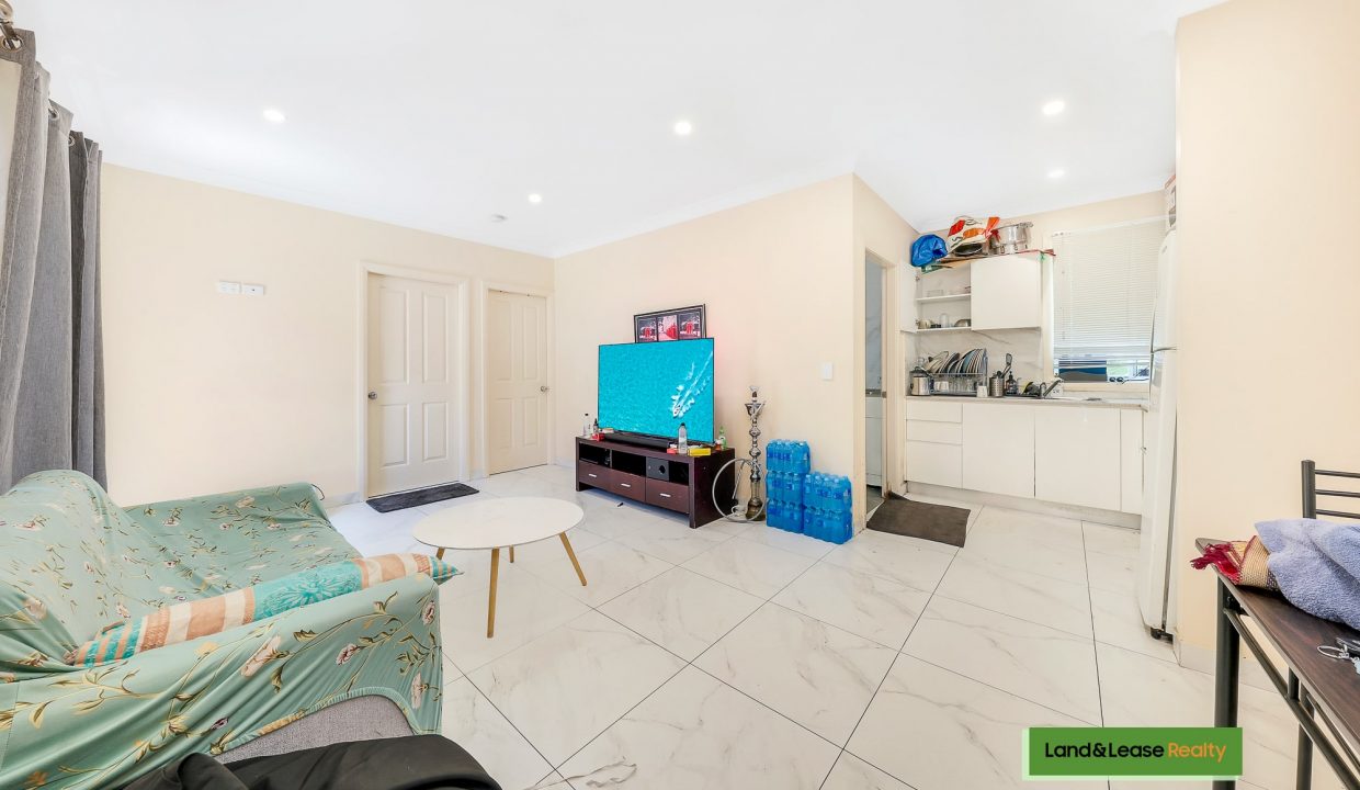 13 Carlton Parade PUNCHBOWL NSW