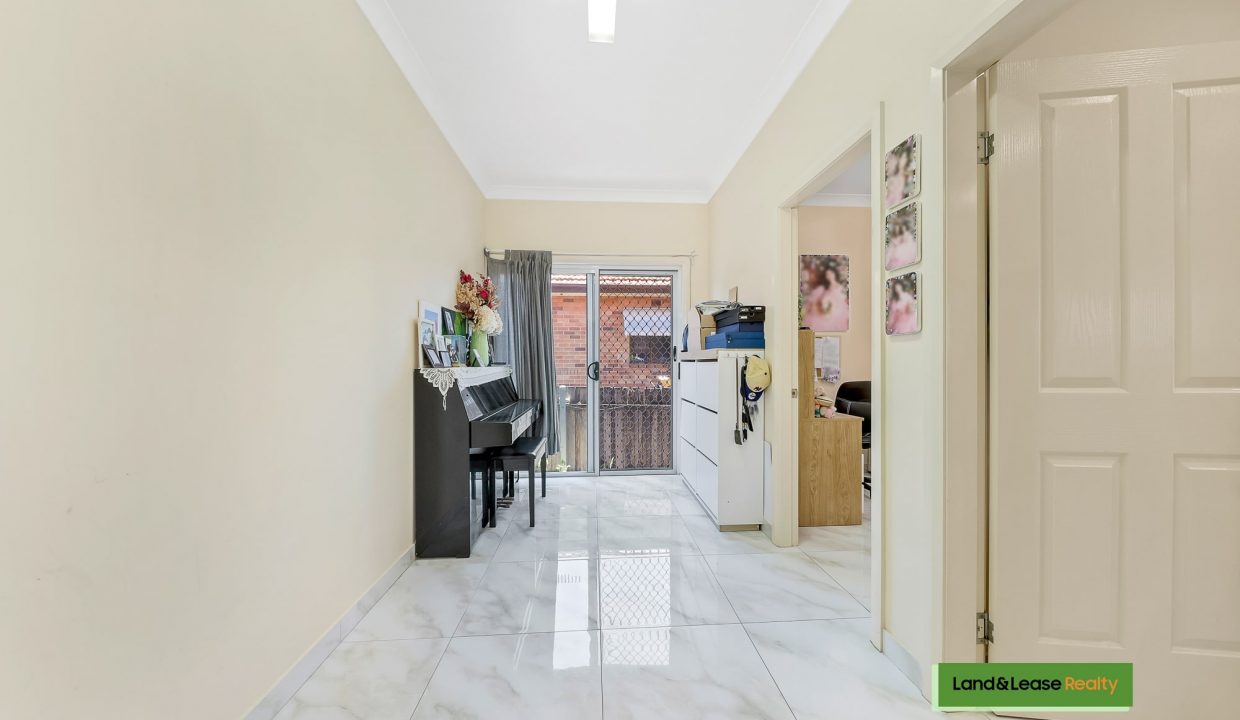 13 Carlton Parade PUNCHBOWL NSW