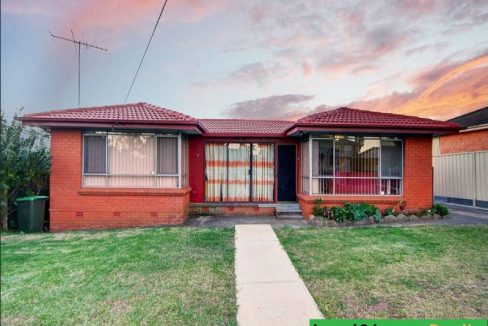 18 Carrington Circuit LEUMEAH NSW
