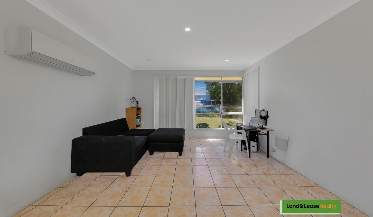 18 Carrington Circuit LEUMEAH NSW