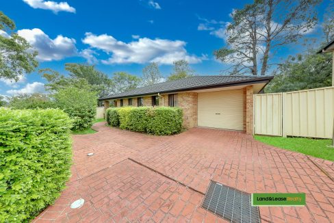 4/39-41 Surrey Street MINTO NSW
