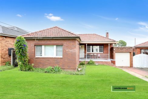 32 Carson Street PANANIA NSW