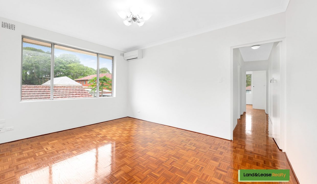 8/2 Third Avenue CAMPSIE NSW