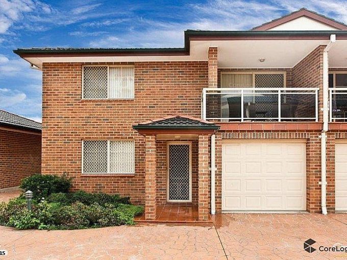 2/109A Bassett st HURSTVILLE NSW