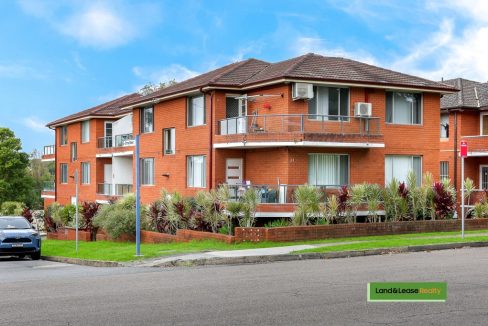 4/23 Colin Street LAKEMBA NSW