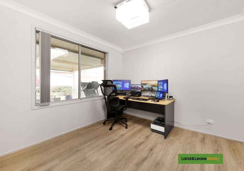 5 Mclaughlin Circuit BRADBURY NSW