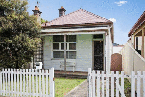 113 Willison Rd CARLTON NSW
