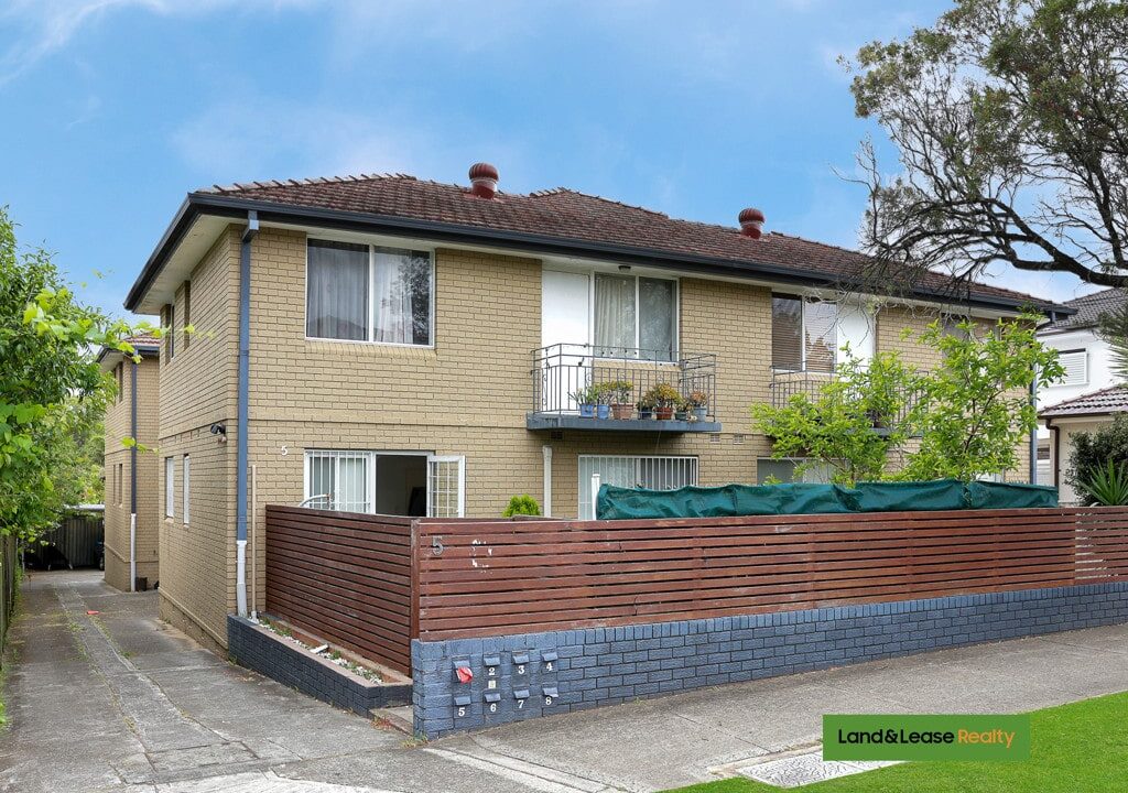 2/5 Defoe Street WILEY PARK NSW