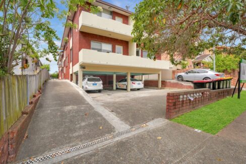 3/65 Fairmount Street LAKEMBA NSW