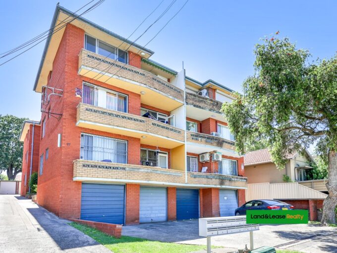 12/23 Wangee Road LAKEMBA NSW