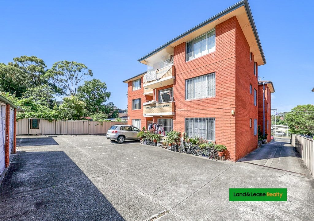 12/23 Wangee Road LAKEMBA NSW