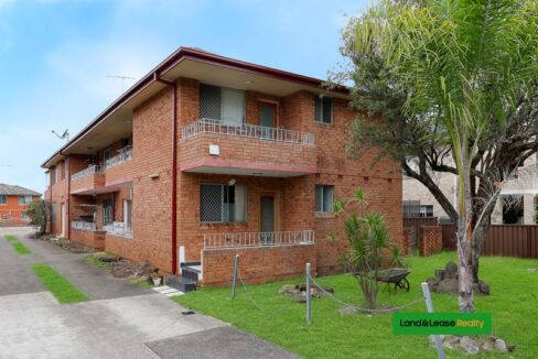 1/112 Victoria Road PUNCHBOWL NSW
