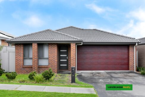 11 Booth Street GREGORY HILLS NSW