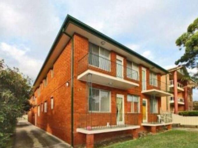 1/124 Sproule Street LAKEMBA NSW
