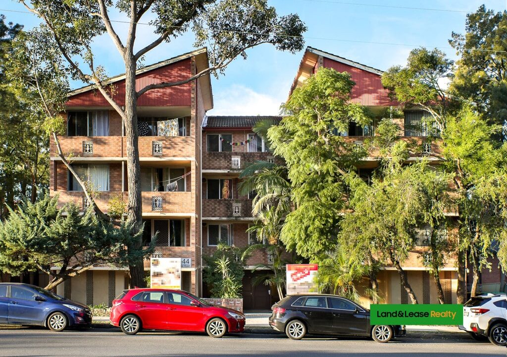 4/42-44 Gloucester Road HURSTVILLE NSW