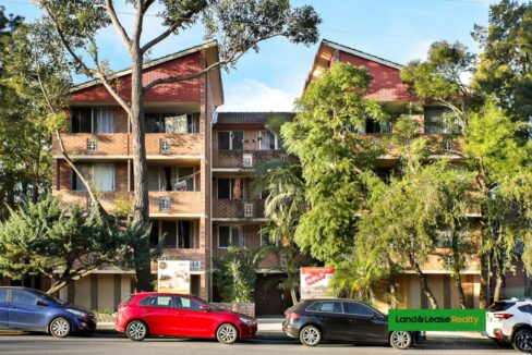 4/42-44 Gloucester Road HURSTVILLE NSW