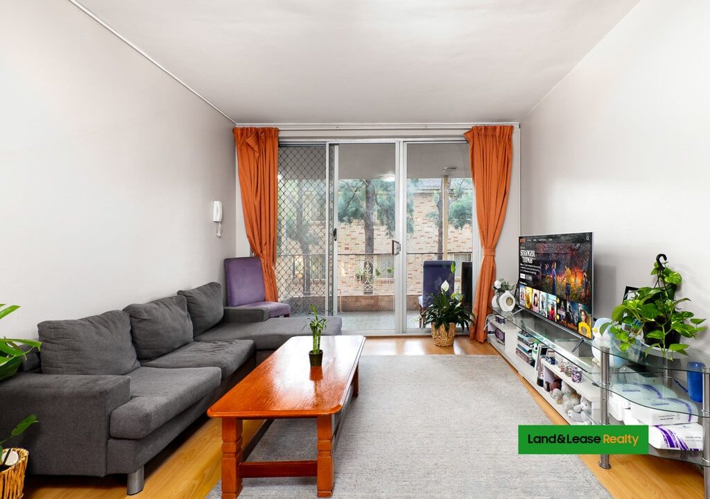 4/42-44 Gloucester Road HURSTVILLE NSW