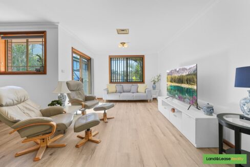 2/221 Kingsway CARINGBAH NSW