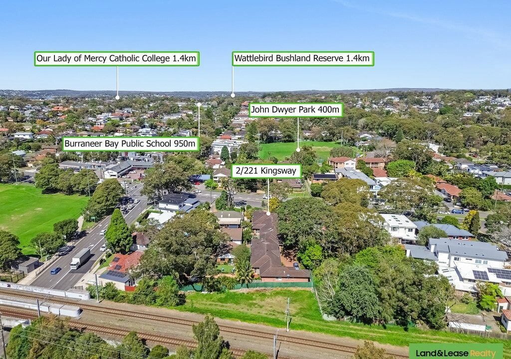 2/221 Kingsway CARINGBAH NSW
