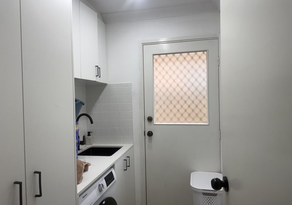 11 Namoi Court WATTLE GROVE NSW