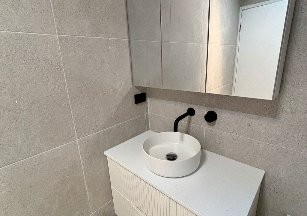 11 Namoi Court WATTLE GROVE NSW