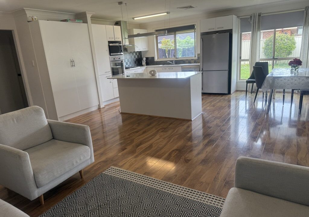 11 Namoi Court WATTLE GROVE NSW