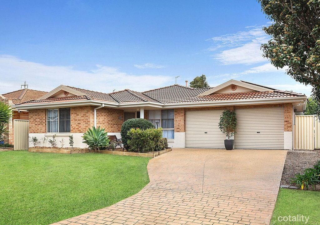 11 Namoi Court WATTLE GROVE NSW