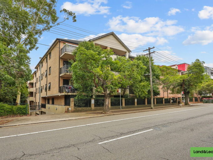 12/38-40 Marlborough Road HOMEBUSH WEST NSW