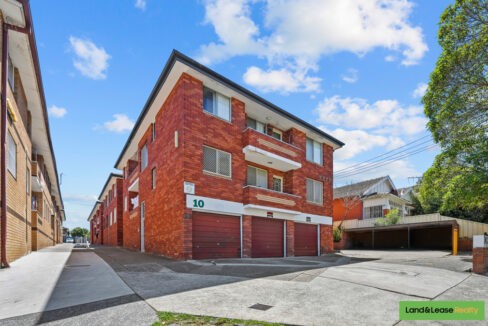 12/10 Fairmount Street LAKEMBA NSW