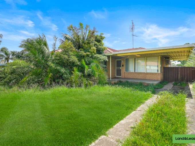 2 Canberra Crescent CAMPBELLTOWN NSW