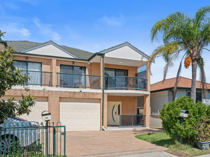 1B Pandora GREENACRE NSW