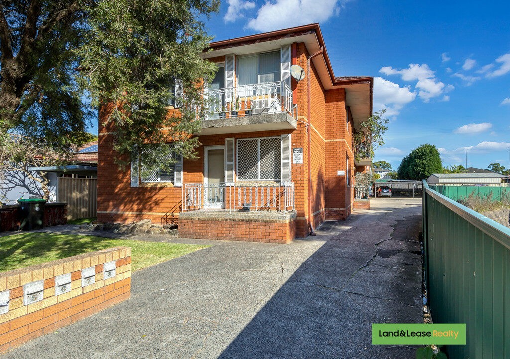2/92 Hampden Road LAKEMBA NSW
