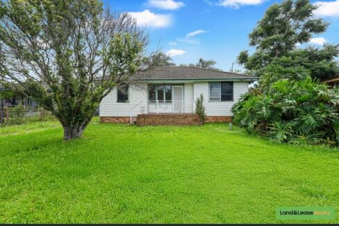 39 Palau Crescent, Lethbridge Park, NSW 2770
