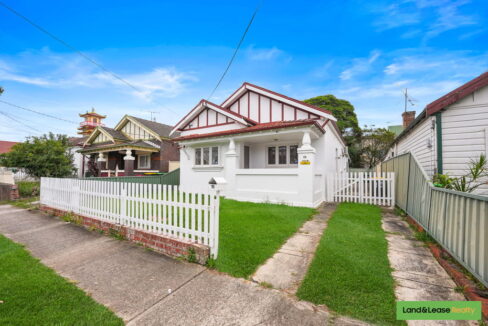 15 Samuel st WILEY PARK NSW