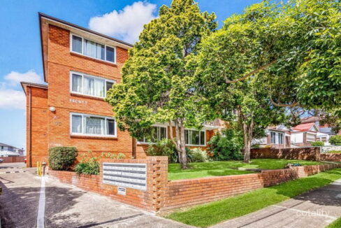 20/73 Fairmount Street LAKEMBA NSW