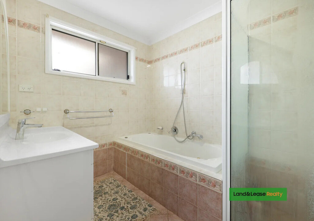 55 Hurricane Drive RABY NSW