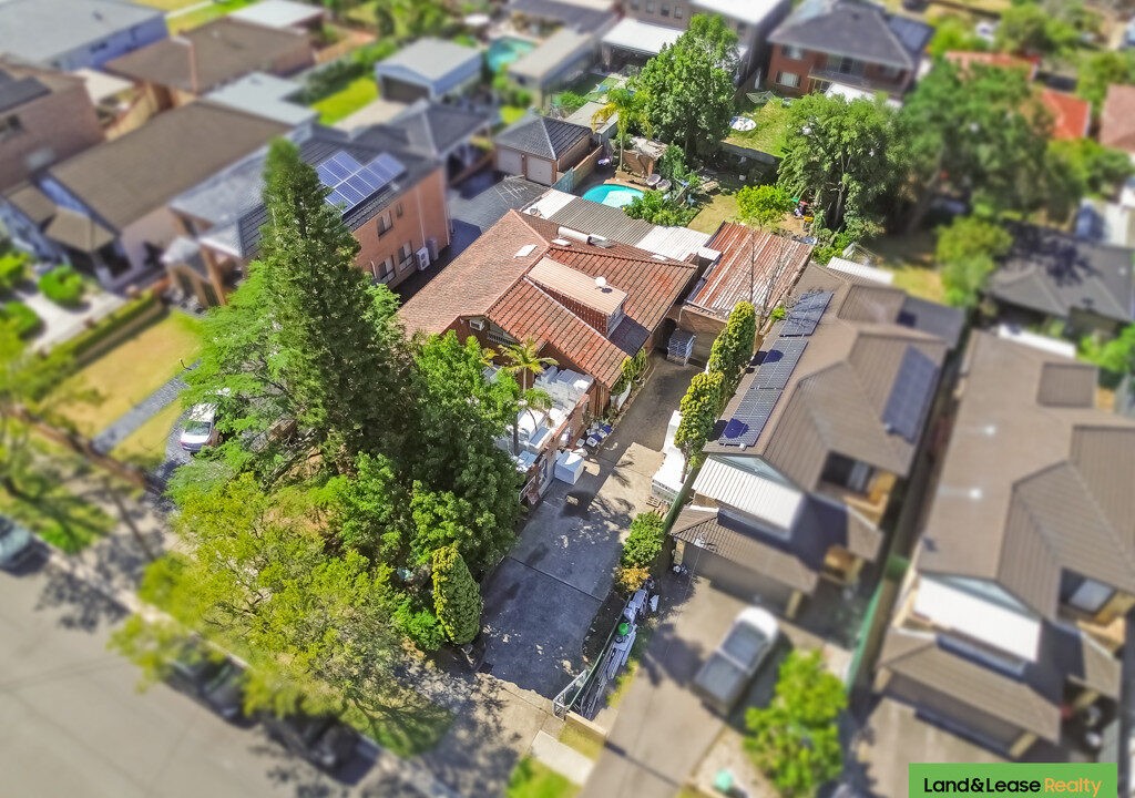 73 Old Kent Road GREENACRE NSW