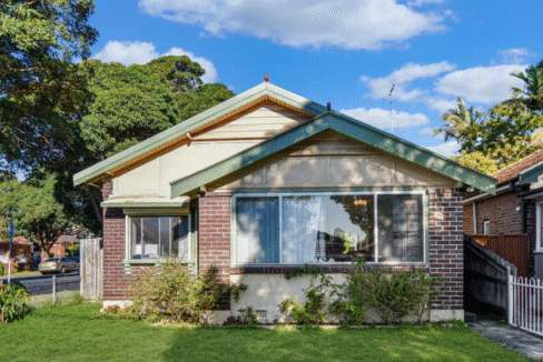 74 Seventh ave CAMPSIE NSW