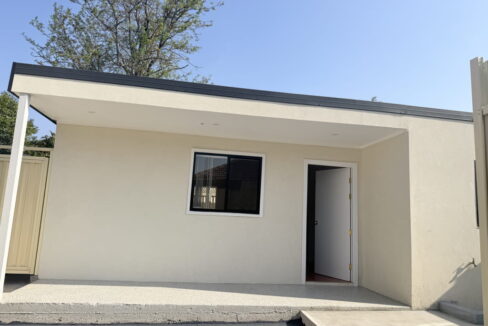 1/200 juno pde GREENACRE NSW